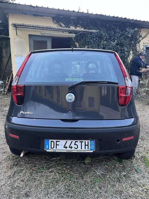 Usata Fiat Punto 54 CV (39 kW) 2006 Grigio Berlina