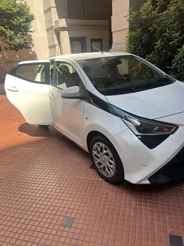 Usata Toyota Aygo 72 CV (52 kW) 2021 Utilitaria