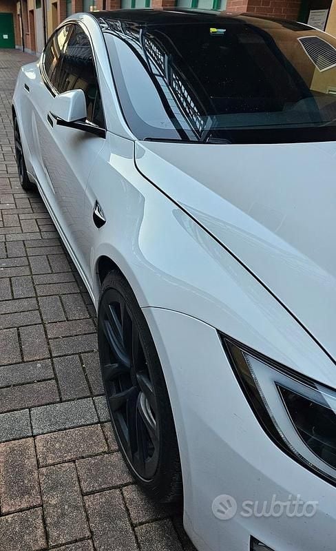 Bianco Usata 2023 Tesla Model S Plaid Utilitaria | 75.000 € (Ottimo prezzo) - Immagine 1/4