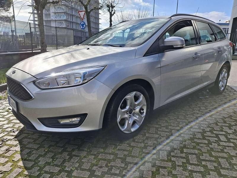 Usata Ford Focus Titanium S 120 CV (88 kW) 2016 Argento Station wagon