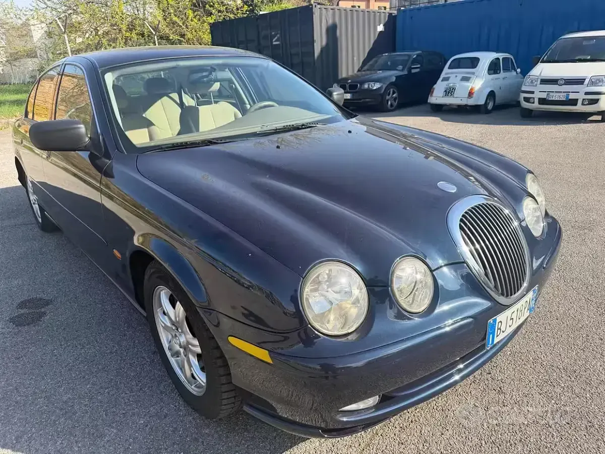 Usata Jaguar S-Type S 238 CV (175 kW) 2000 Blu Berlina