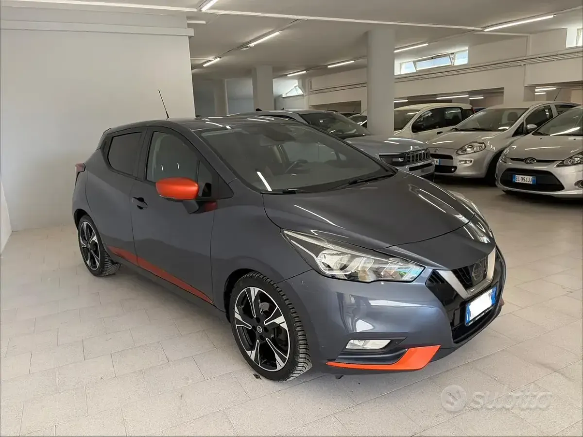 Usata Nissan Micra N-Connecta 90 CV (66 kW) 2017 Grigio Utilitaria