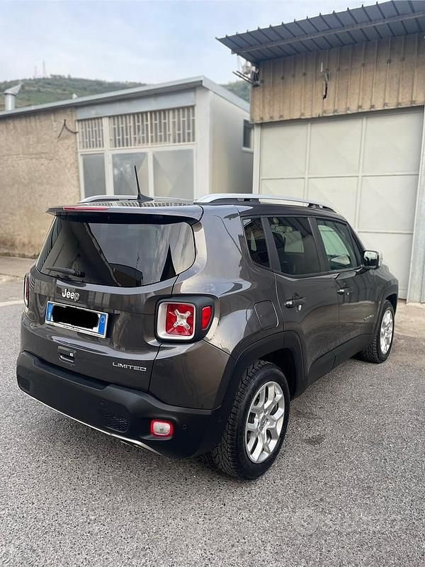 Usata 2018 Jeep Renegade SUV | 13.000 € (Buon prezzo) - Immagine 1/4