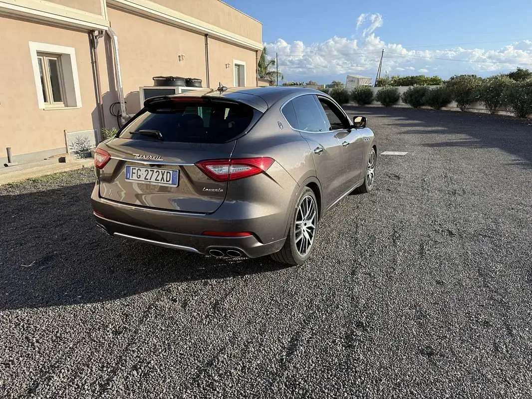 Usata Maserati Levante 250 CV (183 kW) 2017 SUV