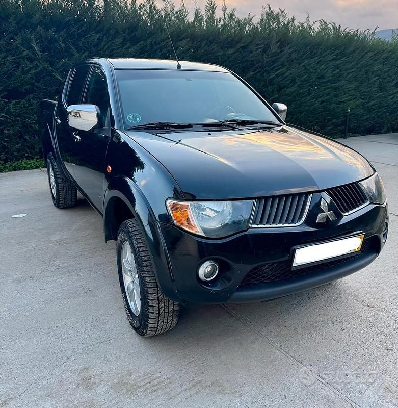 Usata Mitsubishi L200 136 CV (100 kW) 2007 Nero Pick-up