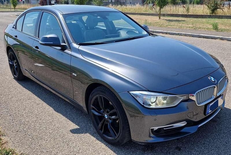 Usata BMW 320 Comfort Edition 184 CV (135 kW) 2013 Grigio Berlina
