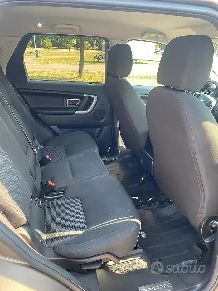 Usata Land Rover Discovery Sport 241 CV (177 kW) 2017 Marrone SUV
