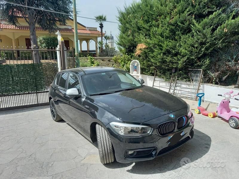 Usata BMW 120 Comfort Edition 190 CV (139 kW) 2016 Nero Utilitaria