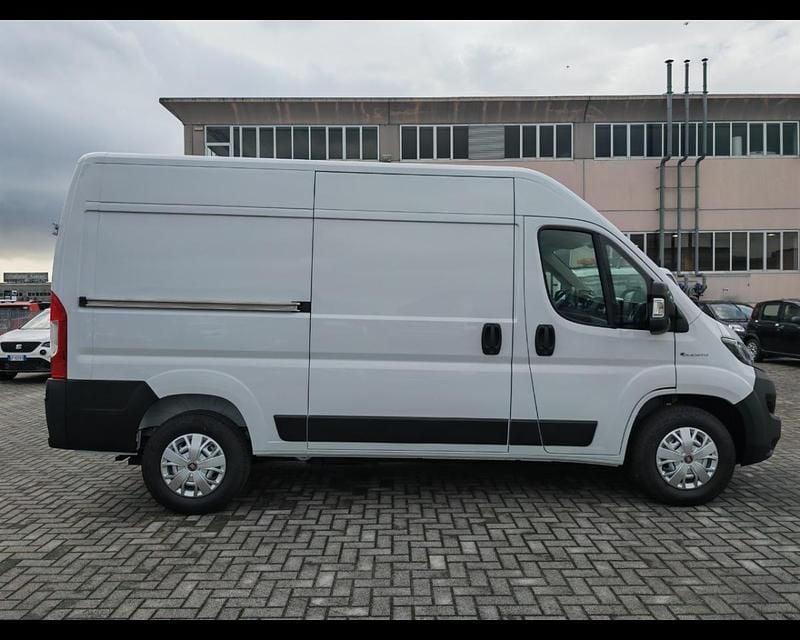 Usata Fiat E-Ducato 89 kW (122 CV) 2023 Bianco Berlina