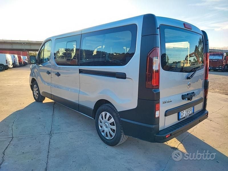 Usata Nissan NV300 150 CV (110 kW) 2022 Grigio Furgone