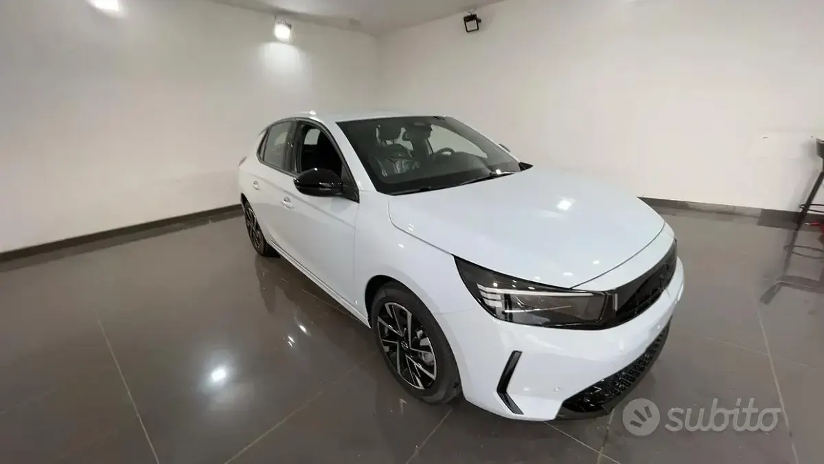 Nuova Opel Corsa 101 CV (74 kW) 2026 Bianco Utilitaria