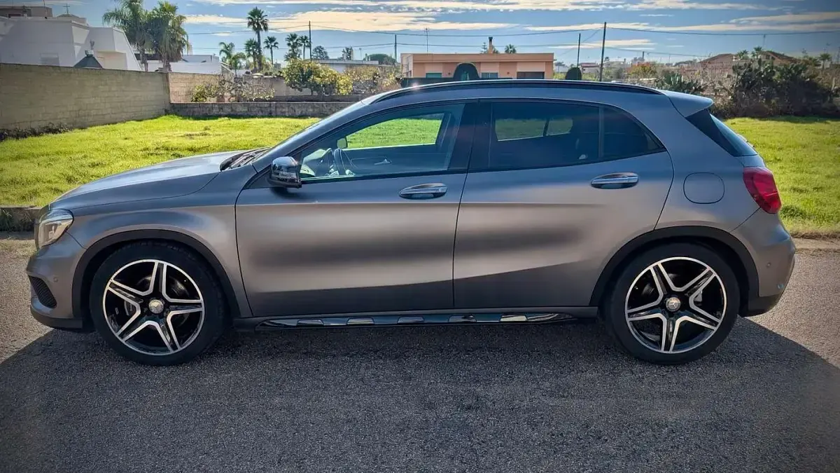 Usata Mercedes GLA220 Premium 170 CV (125 kW) 2015 SUV