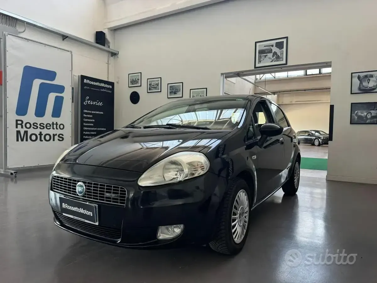 Usata Fiat Punto 75 CV (55 kW) 2006 Utilitaria