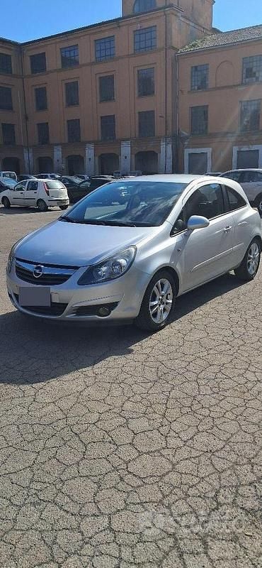 Usata Opel Corsa 75 CV (55 kW) 2007 Grigio Utilitaria