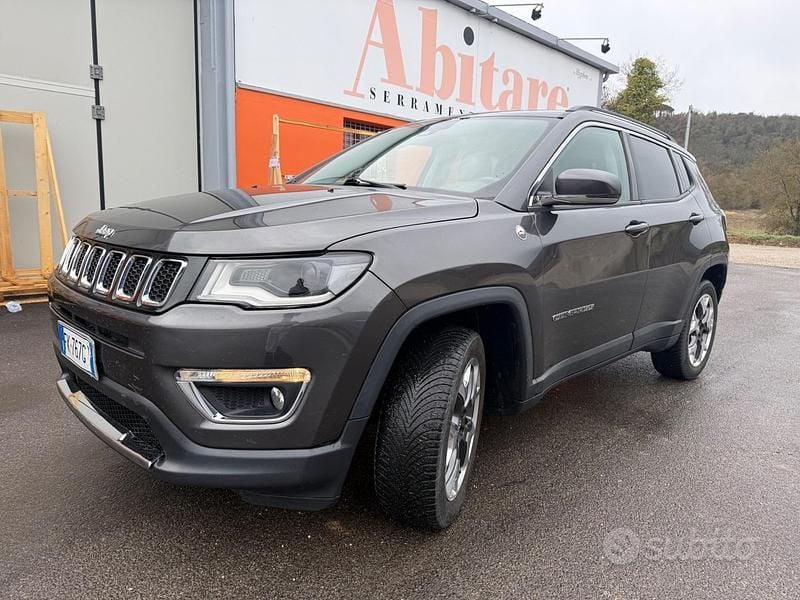 Usata Jeep Compass 140 CV (102 kW) 2017 Grigio SUV