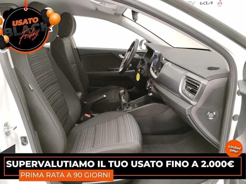 Usata Kia Stonic Style 100 CV (73 kW) 2021 Bianco SUV