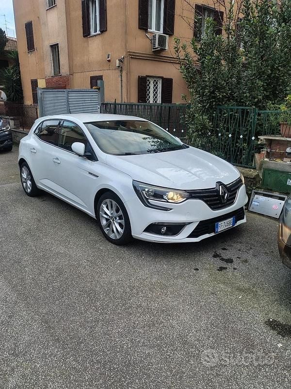 Usata Renault Mégane IV 115 CV (84 kW) 2016 Bianco Berlina