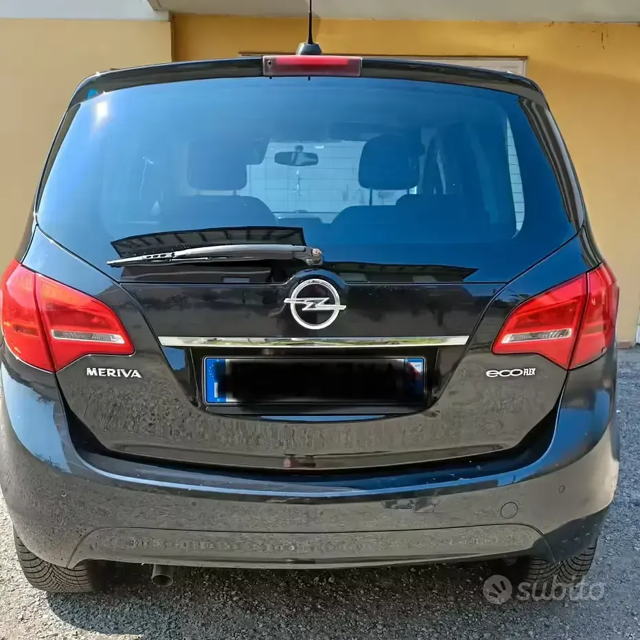 Usata Opel Meriva 120 CV (88 kW) 2016 Nero Monovolume