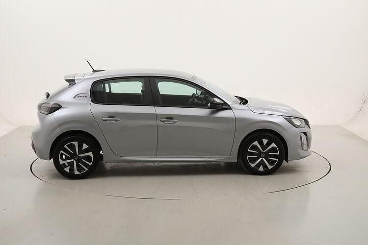 Nuova Peugeot 208 Style 101 CV (74 kW) 2025 Utilitaria