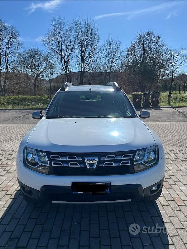 Usata Dacia Duster 2015 Bianco SUV