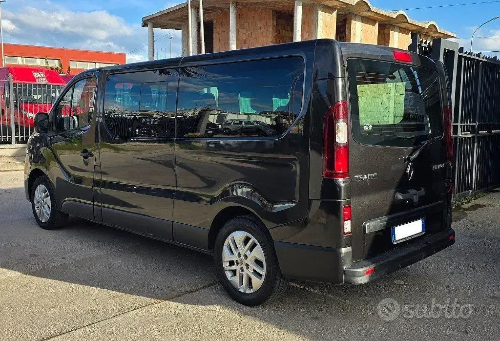 Usata Renault Trafic 146 CV (107 kW) 2020 Nero Monovolume