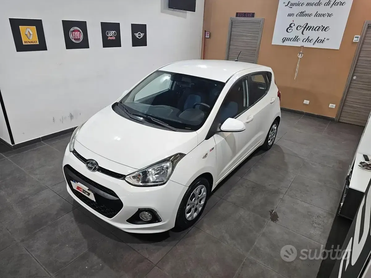 Usata Hyundai i10 Classic 66 CV (48 kW) 2015 Bianco Utilitaria