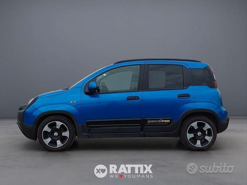 Usata Fiat Panda Cross 69 CV (50 kW) 2025 Blu Utilitaria