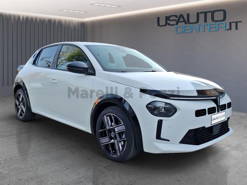 Usata Lancia Ypsilon 110 CV (80 kW) 2026 Bianco Utilitaria