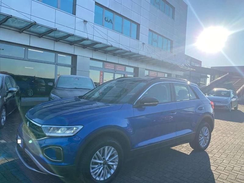 Blu Usata 2023 VW T-Roc Life SUV | 19.500 € (Super prezzo) - Immagine 1/4