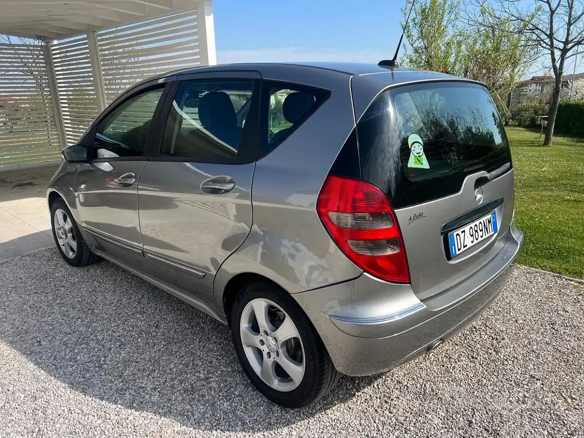 Usata Mercedes A150 Elegance 95 CV (69 kW) 2007 Grigio Berlina