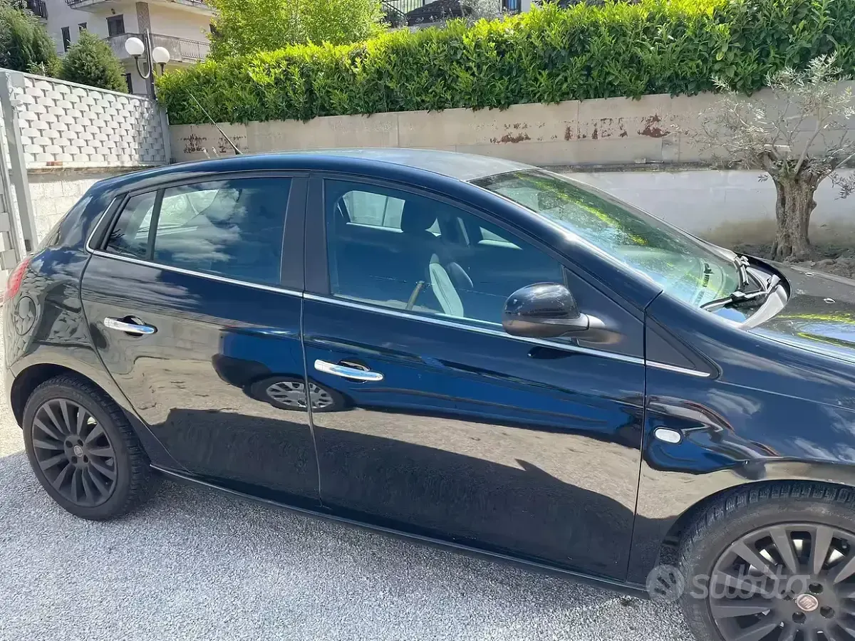 Usata Fiat Bravo 120 CV (88 kW) 2008 Nero Utilitaria