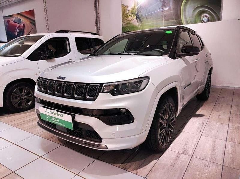 Usata Jeep Compass 179 CV (131 kW) 2021 Argento SUV