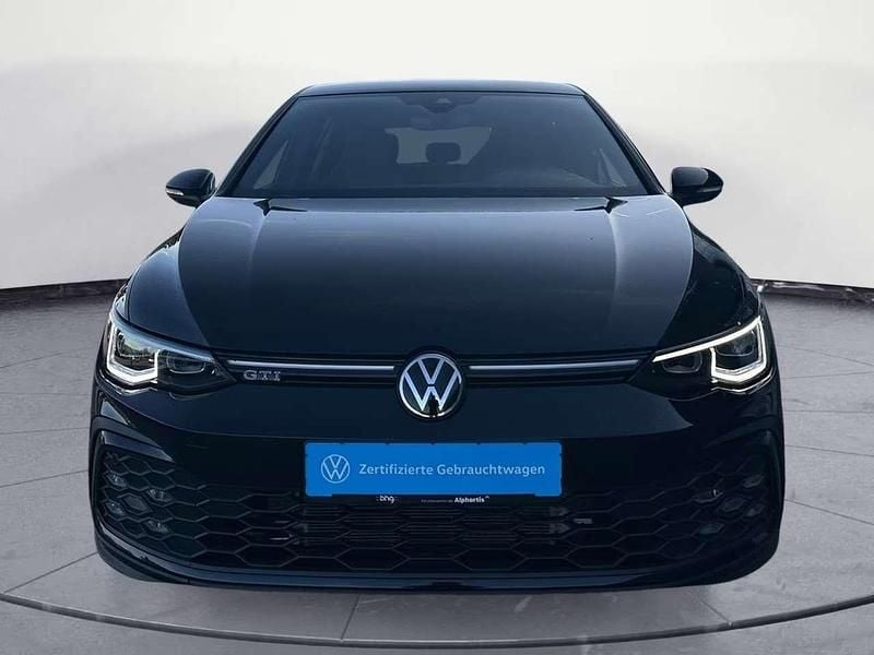 Nero Usata 2023 VW Golf VIII Style Tre volumi | 28.990 € (Super prezzo) - Immagine 1/4