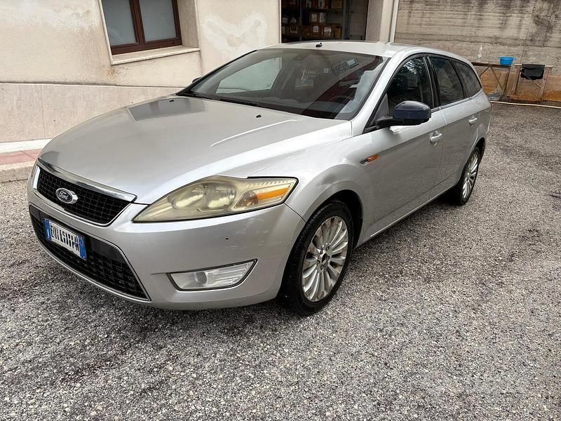 Usata Ford Mondeo 140 CV (102 kW) 2008 Grigio Station wagon