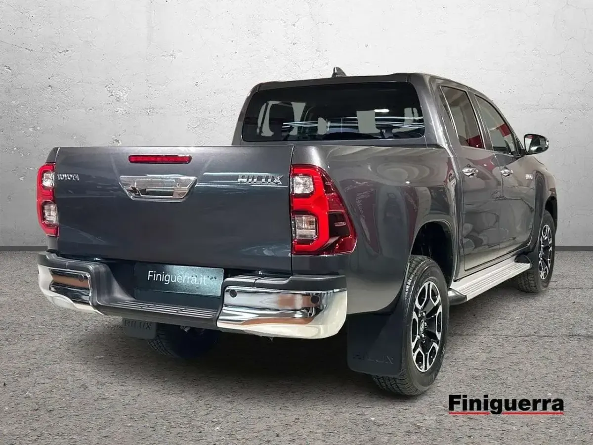 Nuova Toyota HiLux Executive 150 CV (110 kW) 2026 Grigio Pick-up