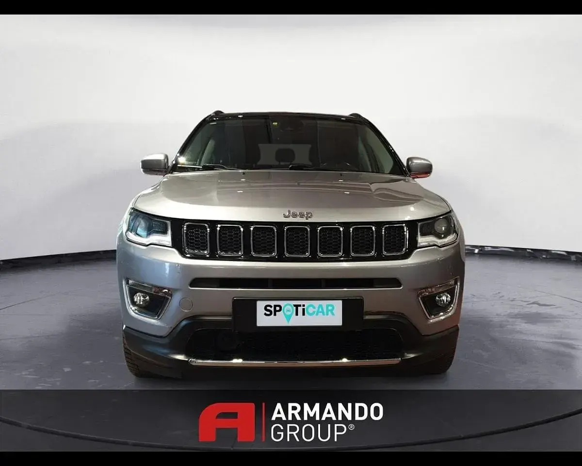 Usata Jeep Compass Limited 140 CV (102 kW) 2017 Grigio SUV