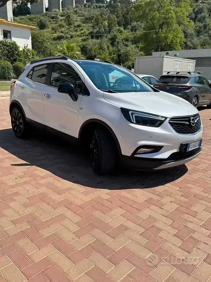 Usata Opel Mokka 110 CV (80 kW) 2017 Bianco SUV