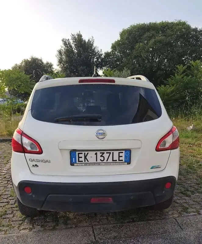 Usata Nissan Qashqai N-TEC 131 CV (96 kW) 2012 SUV