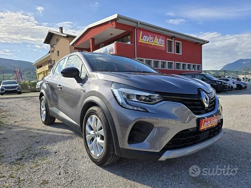 Usata Renault Captur Business 91 CV (66 kW) 2021 Grigio SUV