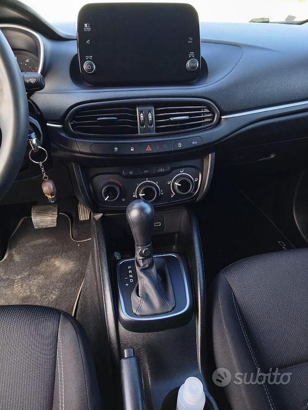 Usata Fiat Tipo Mirror 120 CV (88 kW) 2020 Station wagon