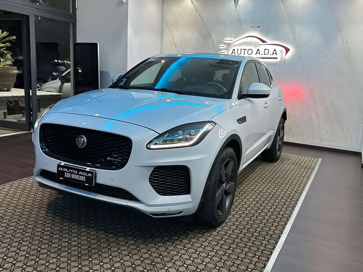 Usata Jaguar E-Pace R-Dynamic 150 CV (110 kW) 2020 Bianco SUV