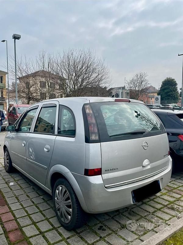 Occasion Opel Meriva 75 ch (55 kW) 2007 Gris Monospace