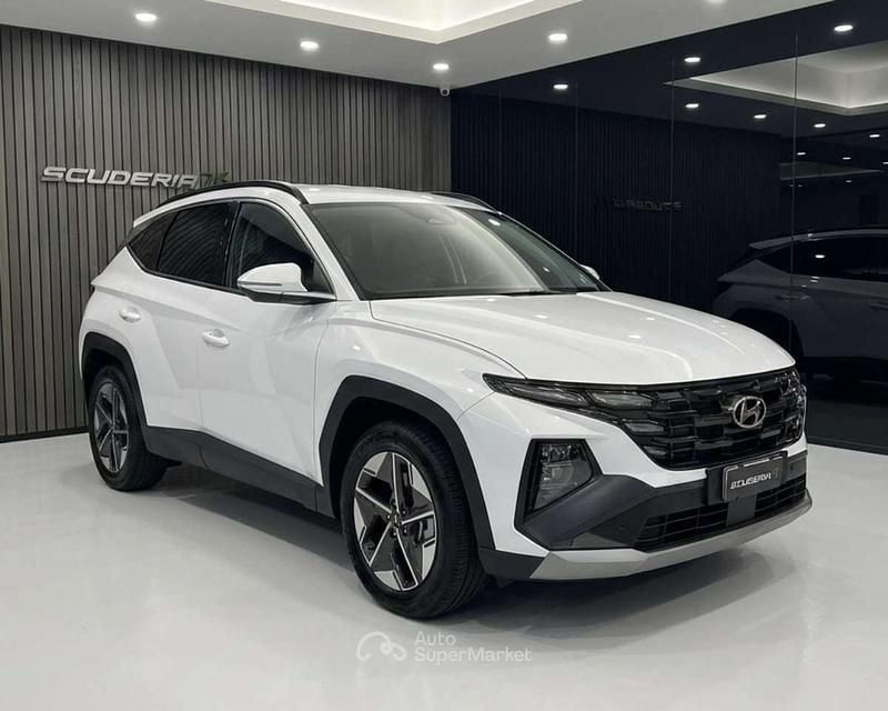 Nuova Hyundai Tucson 136 CV (100 kW) 2025 Serenity white SUV