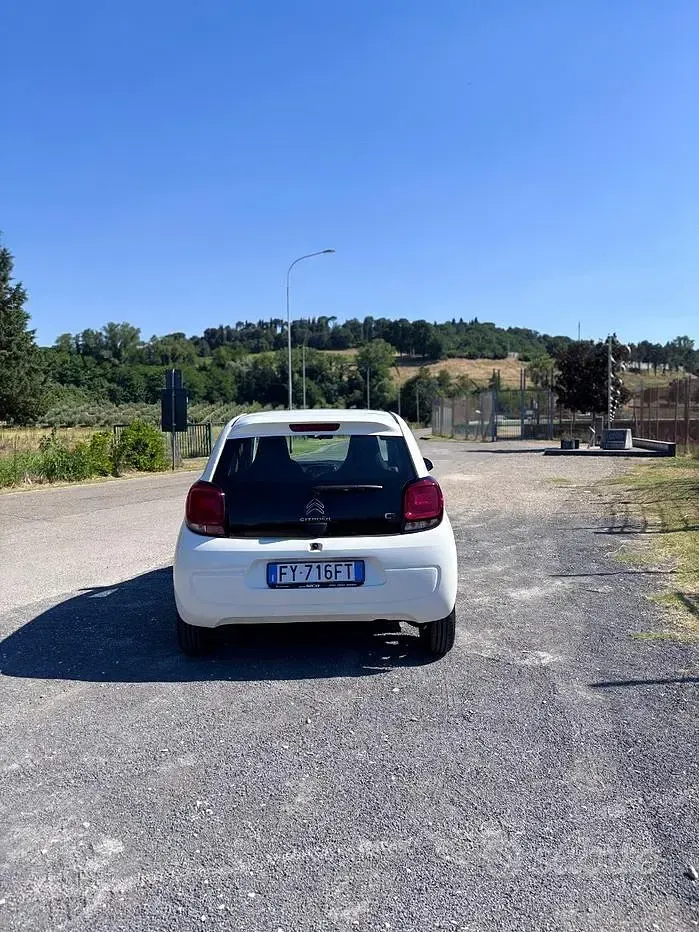 Usata Citroën C1 Shine 72 CV (52 kW) 2021 Bianco Utilitaria