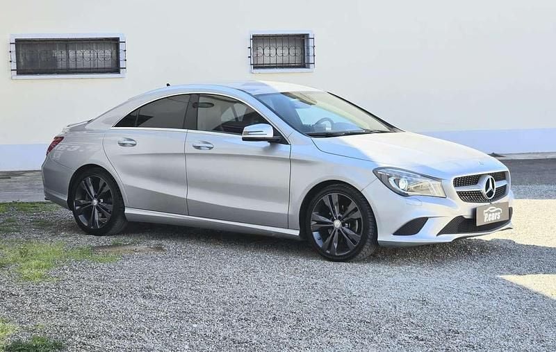 Usata Mercedes CLA180 109 CV (80 kW) 2015 Argento Berlina
