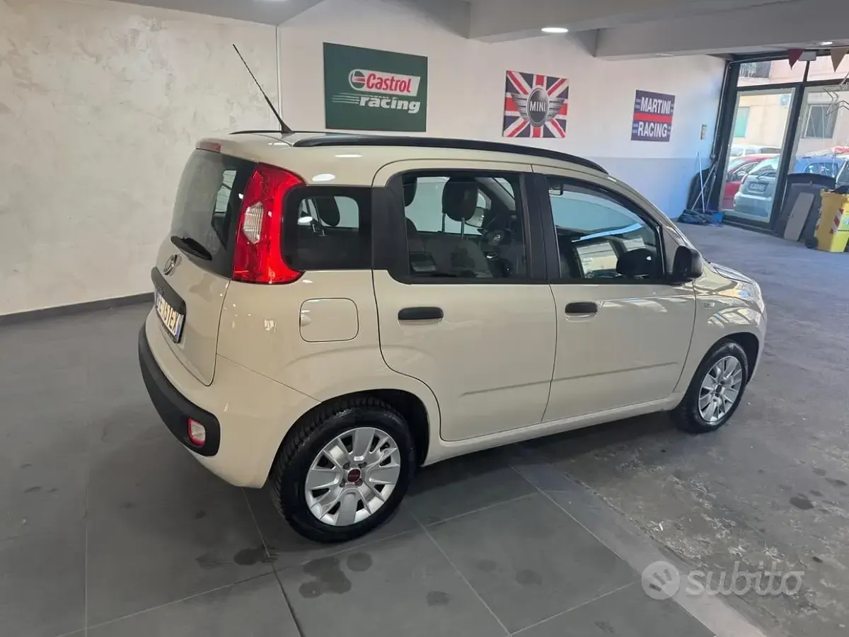 Usata Fiat Panda Lounge 69 CV (50 kW) 2016 Beige Utilitaria