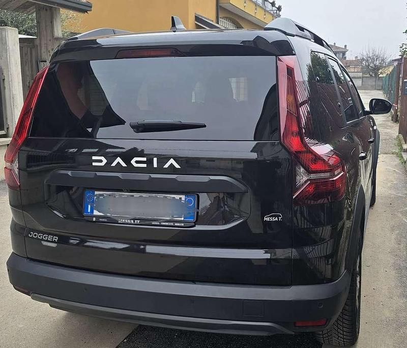 Usata Dacia Jogger 94 CV (69 kW) 2023 Nero Monovolume