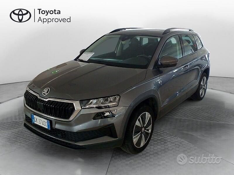 Usata Skoda Karoq Executive 110 CV (80 kW) 2022 Grigio SUV