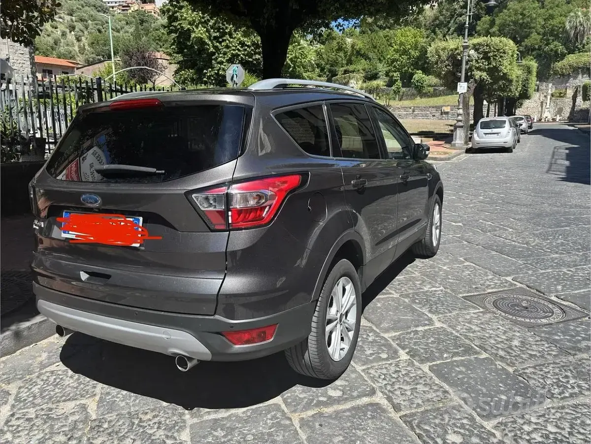Usata Ford Kuga 120 CV (88 kW) 2018 SUV