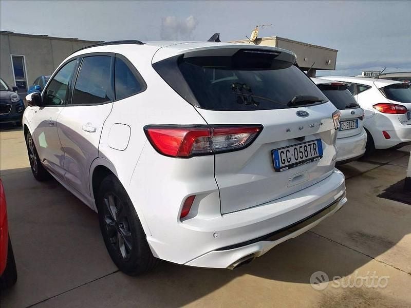 Usata Ford Kuga ST-Line X 225 CV (165 kW) 2022 Bianco SUV